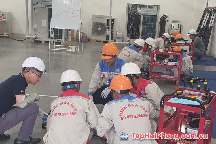 Công ty TNHH thương mại dịch vụ kỹ thuật B&T Công ty TNHH thương mại dịch vụ kỹ thuật B&T