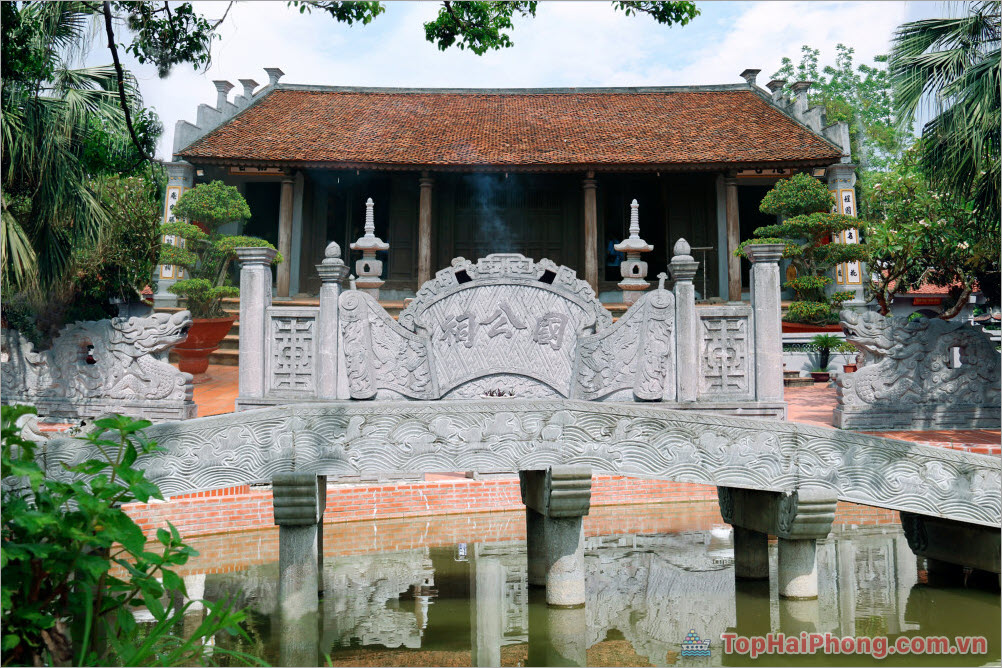 Khu di tích và đền thờ Trình quốc công Nguyễn Bỉnh Khiêm